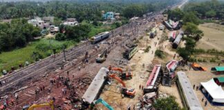 📽️Hindistan’daki tren kazasında can kaybı 294’e yükseldi; sayının 380’e ulaşmasından endişe ediliyor