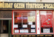 Müjdat Gezen Bahariye’deki tiyatro binasını satılığa çıkardı.