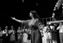 Söyleşi ; DEMET BOZKURT: ‘GÜZEL GÜNLER İÇİN İNCELİKLER GEREKİYOR’