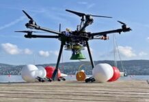 Şekil değiştirerek karada, havada ve suda hareket edebilen robot tasarlandı