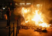 📽️ Fransa ateş topu; Zırhlı araçlar müdahale ediyor!