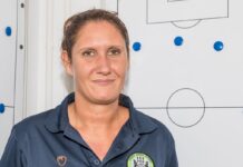 İngiltere”de ilk kez bir kadın, futbol takımı teknik direktörlüğüne getirildi
