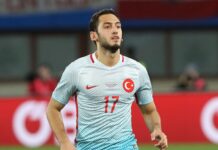 Çalhanoğlu kaldı!
