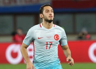 Çalhanoğlu kaldı!