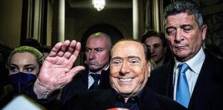 Berlusconi, şirketlerini çocuklarına;100 milyon Euro parayı da sevgilisine bıraktı .