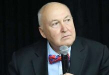 Övgün Ahmet Ercan: “Köyünüze geri dönün.”