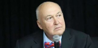 Övgün Ahmet Ercan: “Köyünüze geri dönün.”