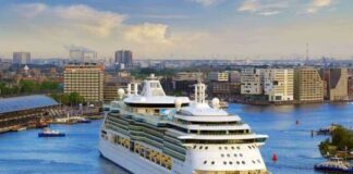 Amsterdam, turistleri kısıtlamak ve kirliliği sınırlamak için yolcu gemilerini yasakladı