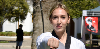 Kırık elle tekvandoda bronz madalya aldı!