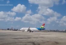 SUUDİ ARABİSTAN’DA BİR UÇAK DOLUSU İSRAİLLİ