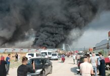 Bursa İnegöl’de tek çatı altındaki 6 fabrikada yangın!