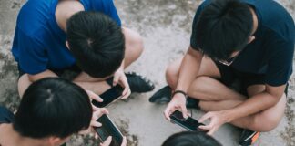 Çin’den 18 yaş altına internet sınırlaması