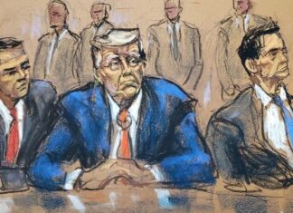 Eski ABD Başkanı Trump hakim karşısına çıktı