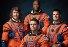 Seneye Ay’a gidecek astronotların isimleri açıklandı; Biri kadın!