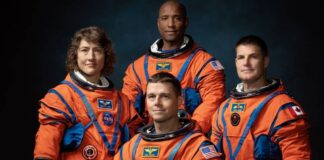 Seneye Ay’a gidecek astronotların isimleri açıklandı; Biri kadın!