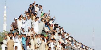 6 yılda 34 milyon arttı… Pakistan’ın nüfusu 241,49 milyona ulaştı