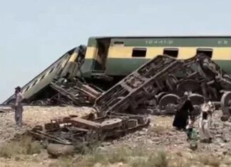 📽️ Pakistan’da raydan çıkan trende en az 22 kişi öldü, 80’den fazla kişi yaralandı