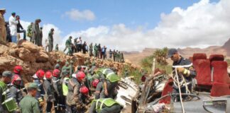 Fas’ta minibüs şarampole yuvarlandı! En az 24 kişi hayatını kaybetti.