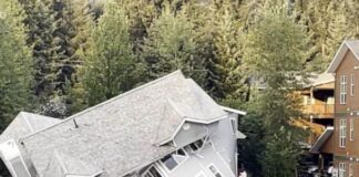 📽️ At least 2 buildings destroyed in flooding in Alaska’s capital from glacial lake water release