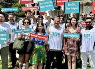 Four Russian news agency journalists released in Turkey