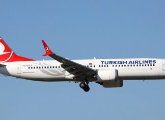 Uçak biletlerinde tavan fiyat yine artırıldı
