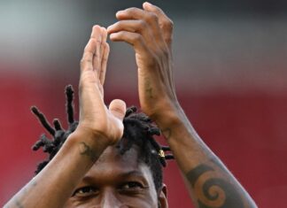 Fenerbahçe’den bir transfer görüşmesi açıklaması daha!