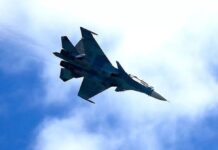 Rusya’da savaş uçağı düştü