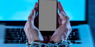 Bilimsel araştırma/Sosyal medya bağımlıları terapi görmeli!