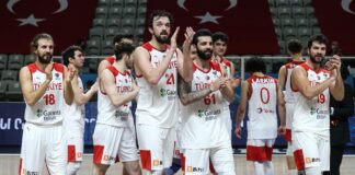 Türkiye Ukrayna’yı devirerek Grubu lider bitirdi