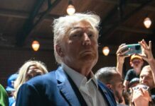 Trump’a yöneltilen suçların bulunduğu belge sahte çıktı!