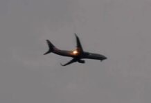 Boeing 737’nin motoru alev aldı. Uçak sorunsuz iniş yaptı