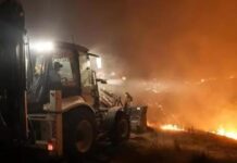 Çanakkale’de orman yangını etkisini sürdürüyor; 9 köyden 1251 kişi tahliye edildi.