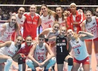 Yunanistan’a set vermediler!