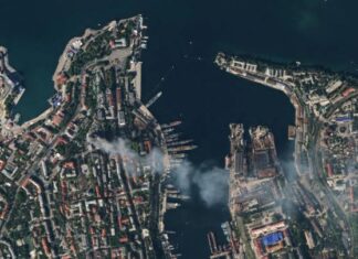 Ukrayna, Kırım’daki karargah saldırısında ‘kıdemli’ Rus deniz subaylarının öldürüldüğünü söyledi.