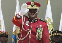 Cumhurbaşkanı yaveriydi, darbe yapıp, Cumhurbaşkanı oldu