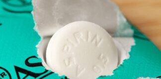 Bir çalışma, her gün aspirin almanın 65 yaş üstü kişilerde tip 2 diyabet riskini azaltabileceğini öne sürüyor.