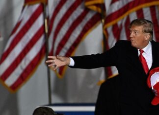CNN Anketi: Trump, Cumhuriyetçi başkan adayları arasında yüzde 52 ile açık ara önde gidiyor
