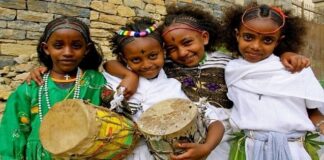 Bir ülke yarın 2016 yılına giriyor!