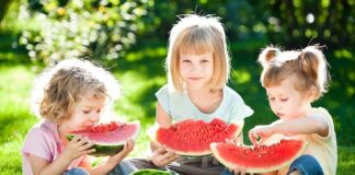 İçerdiği yüksek şeker nedeniyle eleştirilen karpuzun birçok fayda sunduğu ortaya kondu.