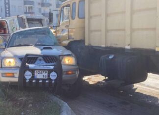 Çöp kamyonu, kamyonete çarptı: 4 ölü, 2 yaralı!