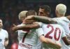 Galatasaray, sahasında konuk ettiği ligin yeni ekibi Samsunspor’u, mağlup ederek maç fazlasıyla liderlik koltuğuna oturdu.