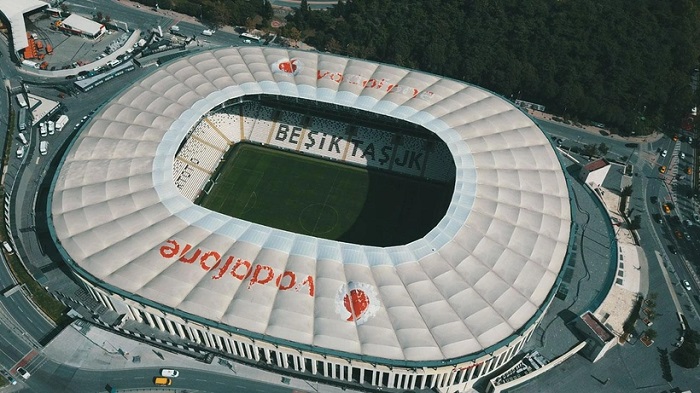 Beşiktaş Stadı’nın adı değişiyor. İşte yeni adı…