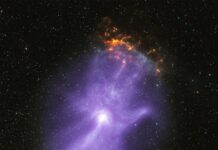 NASA’DAN CADILAR BAYRAMI ARMAĞANI UZAYDAKİ KOZMİK EL