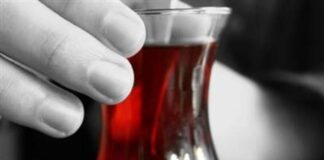 Araştırma; Her gün çay içmek tip 2 diyabet riskinizi yarı yarıya azaltabiliyor.