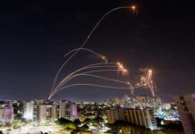 Süre doldu; füzeler ateşlendi!