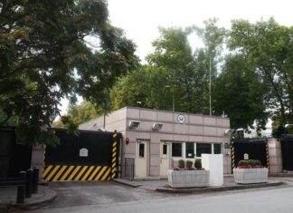 ABD Adana Konsolosluğunu kapattı.