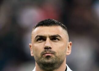 BURAK YILMAZ İSTİFA ETTİ