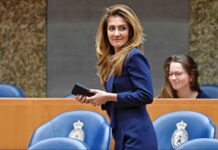 ANKARA DOĞUMLU SİYASETÇİ HOLLANDA’DA BAŞBAKAN OLABİLİR