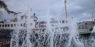 Elverişsiz hava nedeniyle İstanbul’da çok sayıda vapur seferi iptal!