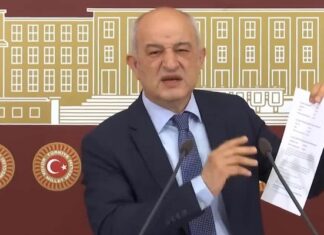 Hasan Bitmez’in vefatı nedeniyle TBMM’DE grubu düşmüştü. CHP’li Ali Fazıl Kasap, Saadet Partisi’ne geçti